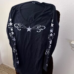 Elegant Black Star Women's Long Sleeve Top